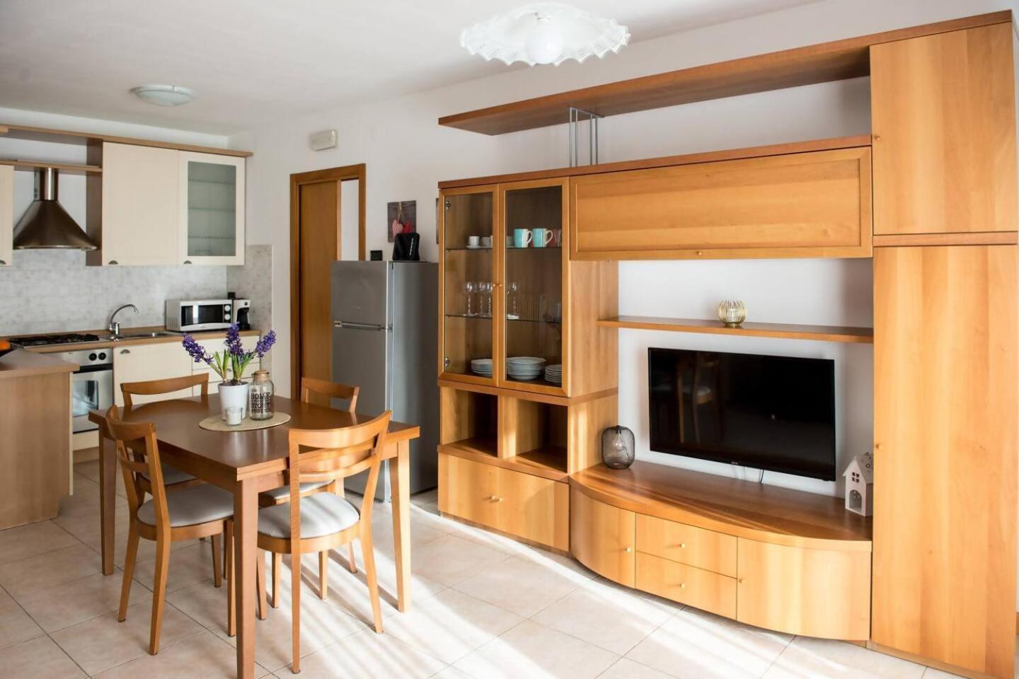 Appartamento Peler13 Con Balcone E Parcheggio Рива-дель-Гарда Экстерьер фото