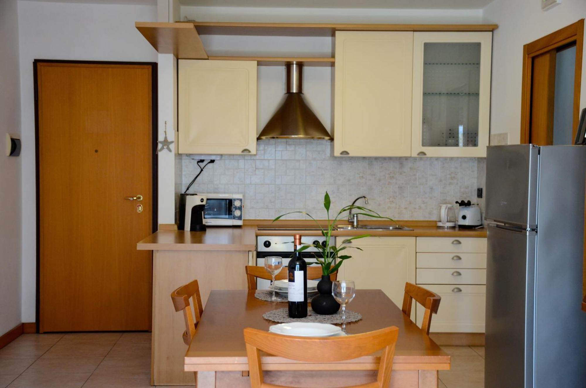 Appartamento Peler13 Con Balcone E Parcheggio Рива-дель-Гарда Экстерьер фото